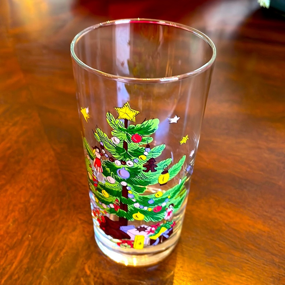Happy Holidays glassware, 1 glass remaining